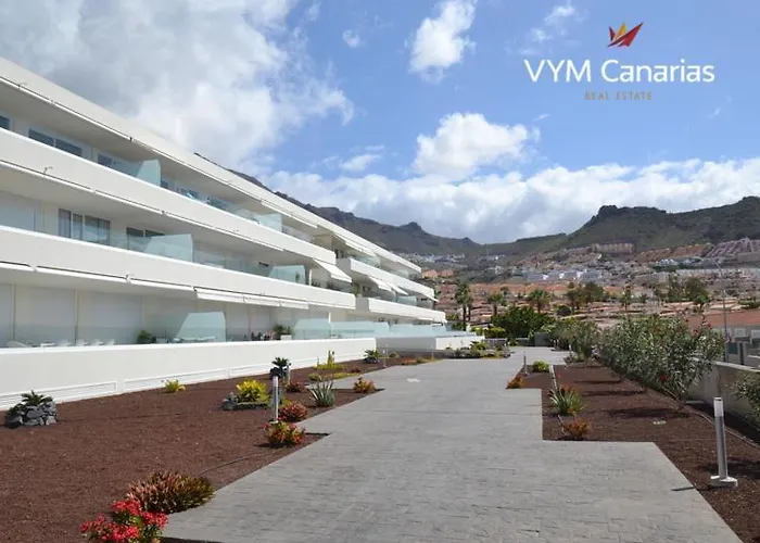 New In Terazzas De Costa Adeje. Big Terrace With A Garden, Heated Pool And Private Parking * 阿德耶